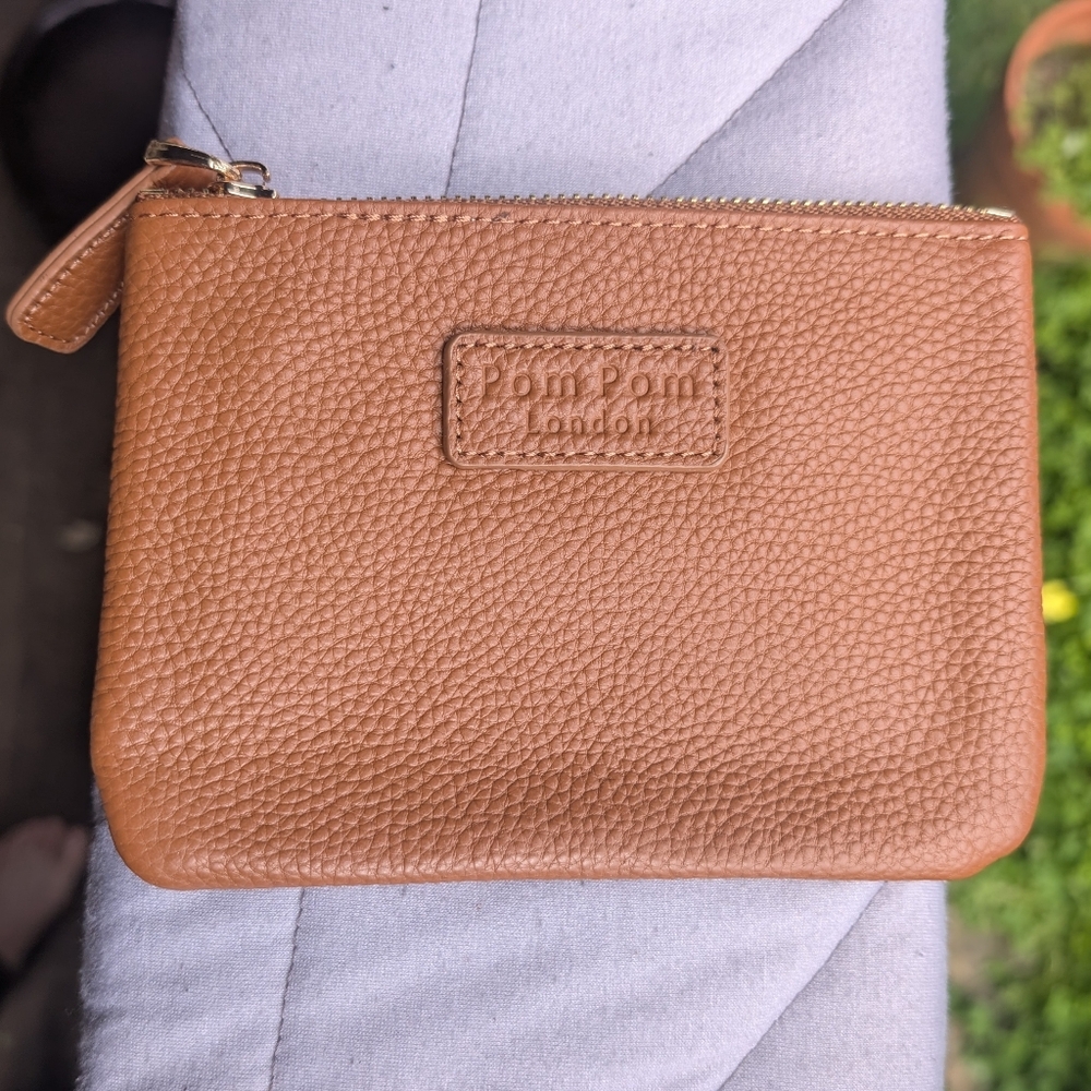 Pom Pom London Purse Wallet BNNU Tan Full Grain Leather Discontinued Color